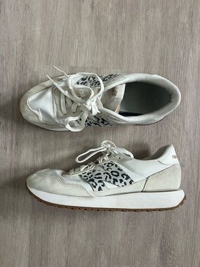 New Balance 237 Cream Leopard Print Sneakers 11 W / 8.5 M